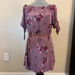 Pink floral off the shoulder dress Size L